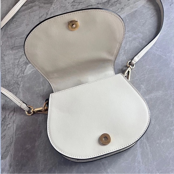 Chloe Cream and Gold Crossbody Bag - Picture 9 of 12